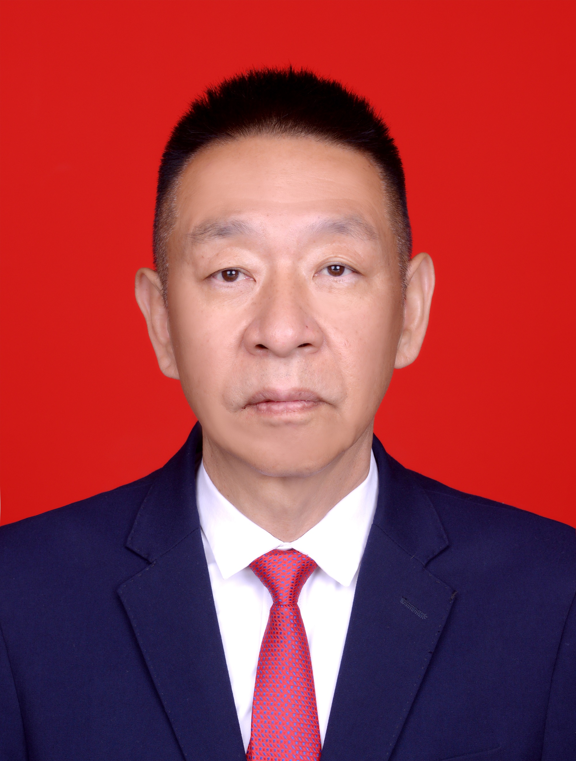 丁鹏.jpg